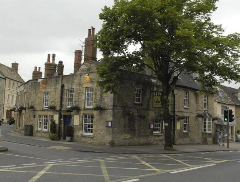 The Crown Woodstock